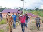 wakil-bupati-tanbu-muhammad-rusli-di-desa-dadap-kusan-raya-kecamatan-teluk-kepayang-09082021.jpg