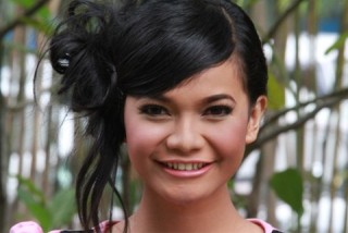 Bawakan Everybody Knew ke Banjarmasin