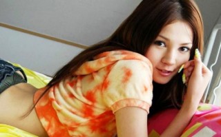 Katta dumbali yosh joja