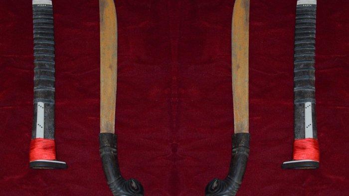 Mengenal Golok Sulangkar, Senjata Asal Ciomas Banten yang Terkenal Daya Mistisnya