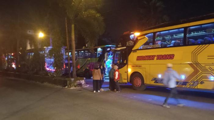 Bertaruh Nasib, 1000 Guru Honorer Madrasah Swasta Pandeglang Berangkat Demo ke Jakarta Malam Ini