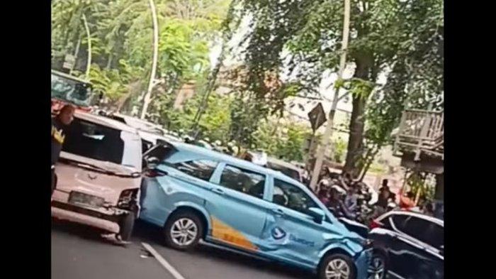 Kecelakaan Hari Ini, Jumat 11 Juli 2025: Sebanyak 7 Kendaraan Terlibat Kecelakaan Beruntun di Jaktim