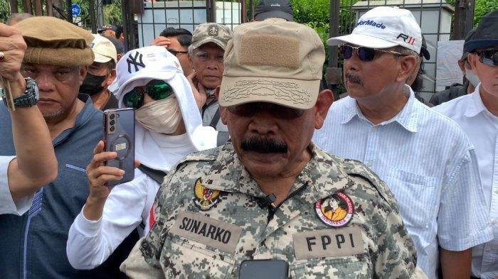Eks Danjen Kopassus Ikut Demo di Gedung KPU RI: Kami Menolak Hasil Pilpres 2024!