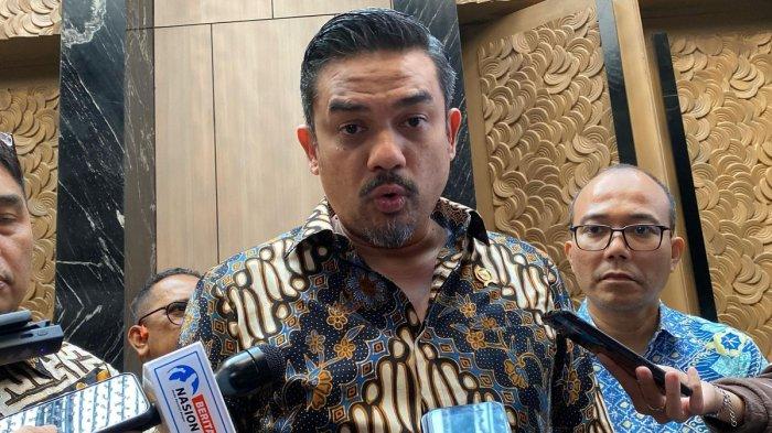 Keluar dari Gedung KPK, Menteri UMKM Ngaku Tak Tahu Surat Minta Fasilitas untuk Istrinya ke Eropa