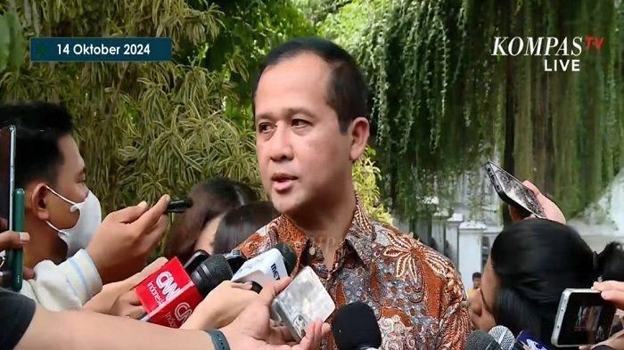 Muhammad Iftitah Sulaiman Suryanagara merupakan pria kelahiran Kabupaten Pandeglang, Provinsi Banten yang saat ini menjabat sebagai Menteri Transmigrasi.

