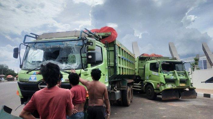 Empat Truk Tabrakan Beruntun di Jalan Syekh Mochamad Nawawi Serang, Penumpang Selamat
