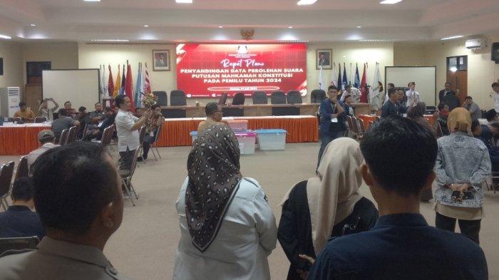 Penyandingan Suara Caleg DPR Ditunda Gegara Buntu, KPU Kota Serang: Nunggu Instruksi KPU RI