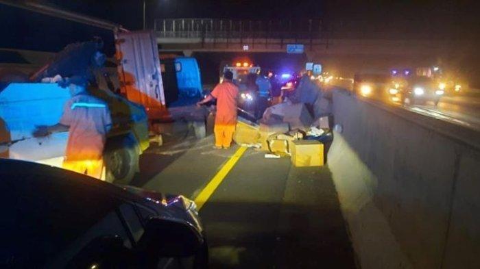 Truk yang Terlibat Kecelakaan di Tol Jakarta-Cikampek Ternyata Angkut 40 Ribu Bungkus Rokok Ilegal