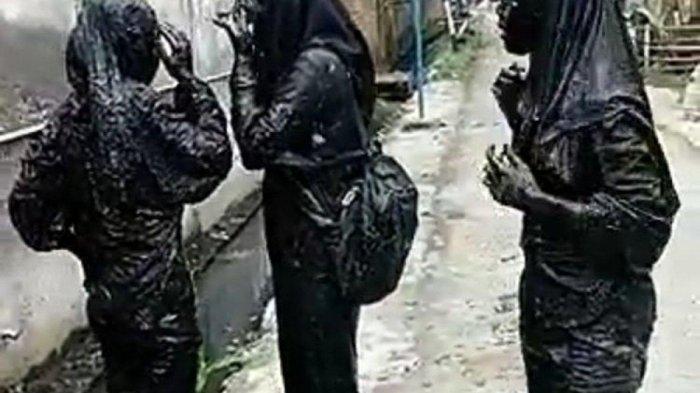Penampakan Viral Pelajar SD Hitam Pekat Bak Kecap Malika, Ternyata Tercebur Got Usai Motor Oleng