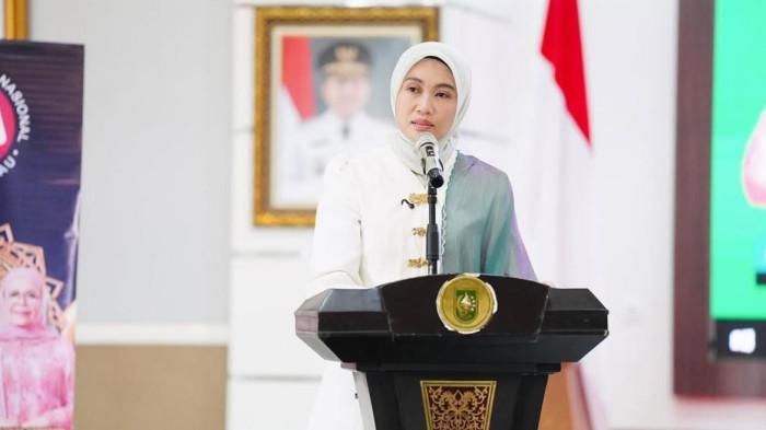 Sosok Henny Sasmita, Istri Gubernur Riau Abdul Wahid : Ketua Dekranasda, Dikenal Aktif Berorganisasi