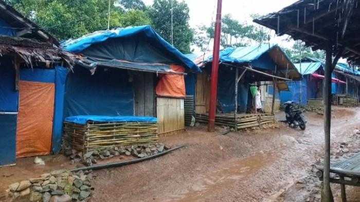 Bertahun-tahun Menanti, Warga Huntara di Lebakgedong Kecewa Huntap Tak Jadi Dibangun Tahun Ini