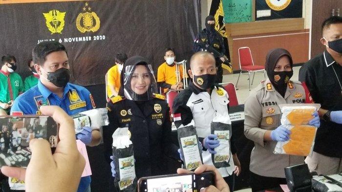 Sabu Diselundupkan Melalui Paket Kiriman Pupuk, Tujuan Nusa Tenggara Barat dan Palembang