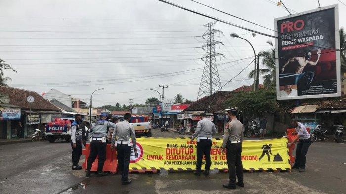 Info Kabupaten Lebak, Jalan Raya Bojongleles-Cileles Amblas, Berikut Pengalihan Arus Lalu Lintas