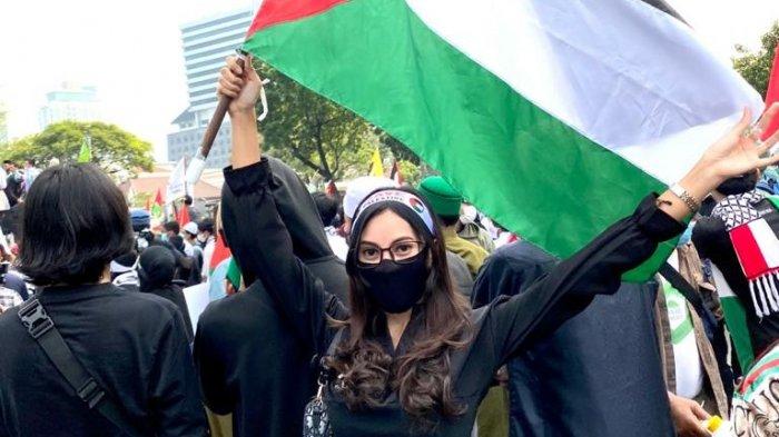 Cerita Mariska Nong Cantik Kabupaten Serang 2018 Naik Mobil ke Jakarta Ikut Aksi Mendukung Palestina