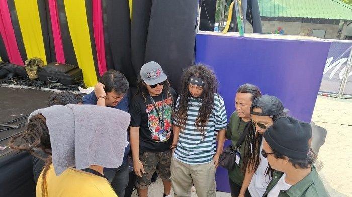 MOMONON, Grup Band Asal Rangkasbitung Lebak Sukses Hibur Puluhan Ribu Penonton Formula E di Jakarta