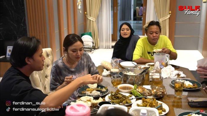 Cekcok dengan Putri Delina, Nathalie Bersyukur Rizky Febian Selalu Membuatnya Tertawa: Aa Amis Budi!