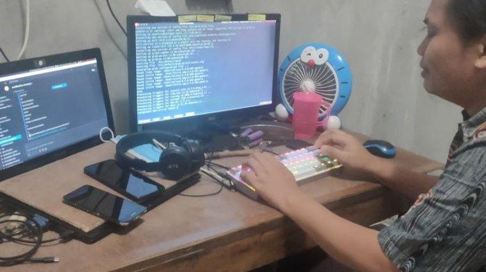 Pemuda Desa ini Sering Dikira Pengangguran, Ternyata Kelola Puluhan Server di Berbagai Negara!
