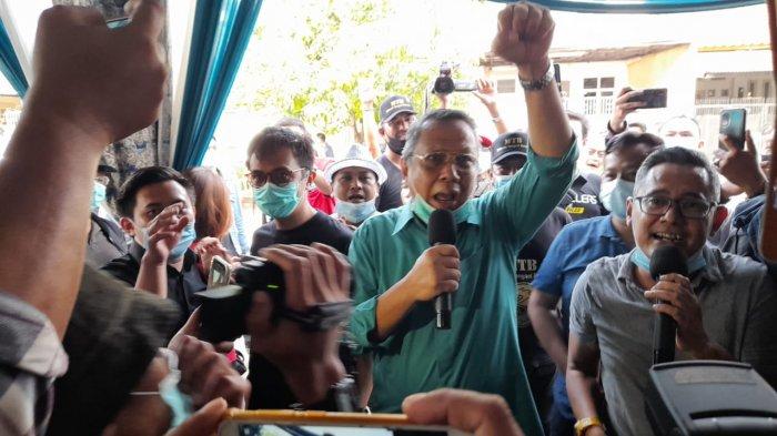Ben-Pilar Borong Ambil Formulir Pendaftaran Pilkada Tangsel 6 Parpol