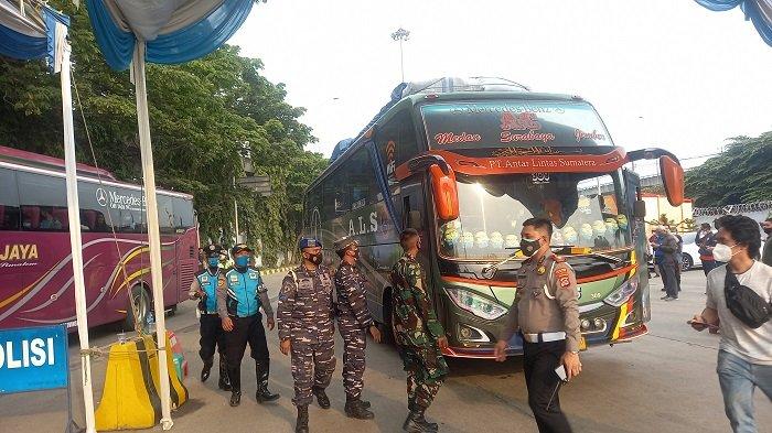 Puluhan Pengurus PO Bus Datangi Polsek Merak Minta Dibolehkan Menyeberang