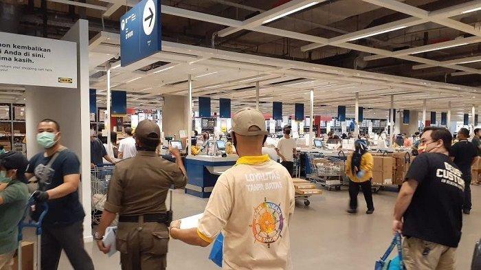 Dari Toko Baju hingga Rumah Makan, Satpol PP Tangsel Tutup Sementara 500 Tempat Usaha