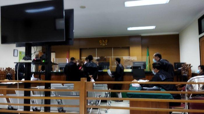 BREAKING NEWS Majelis Hakim Keluarkan 3 Terdakwa Korupsi Pasar Grogol Cilegon dari Tahanan