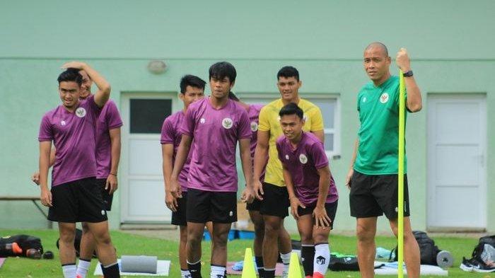 Latihan Keras Ala Shin Tae-yong: 3 Kali Sehari, Pemain Pingsan Hingga Dibawa ke Rumah Sakit