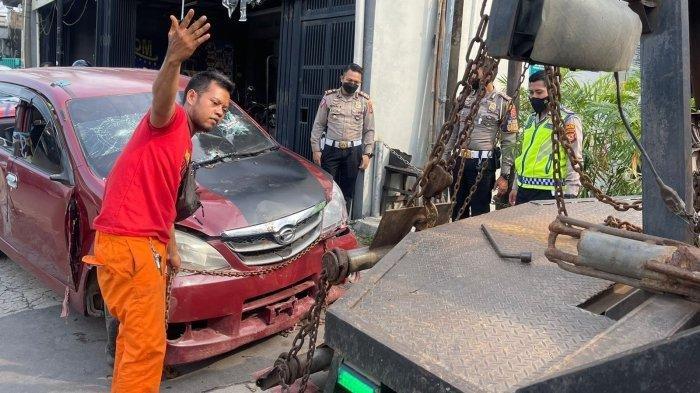 Setelah Menenggak Minuman Keras, Pria ini Menabrak Pengendara Motor Lalu Kabur, Tabrak Motor Lagi