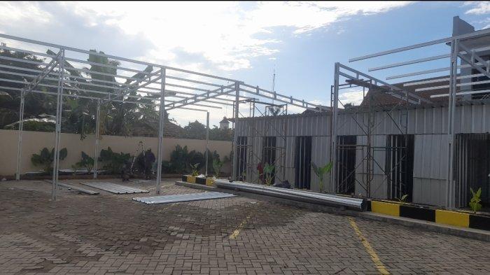 Pedagang Kantin RSDP Serang Mengeluh Lapak Usaha Dibongkar, Kepala Koperasi Beri Penjelasan