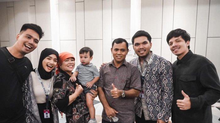 Thariq Halilintar & Fuji Umroh Bareng, Haji Faisal hingga Atta Kompak Antar Keduanya: Alhamdulillah!