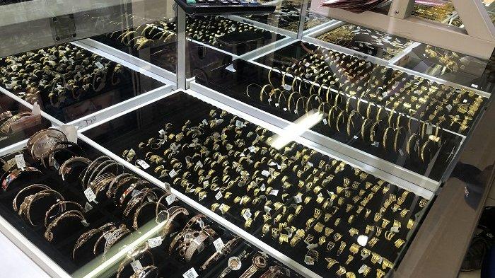 Warga Serang Berburu Perhiasan Jelang Bulan Puasa, Cincin dan Gelang Seperti Ini Paling Diminati