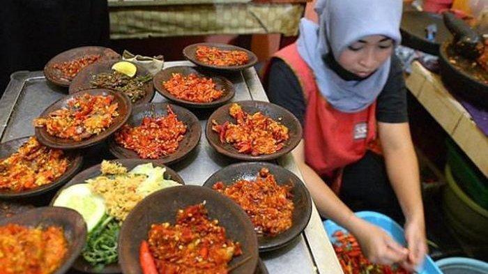 Berawal dari Warung Kaki Lima, Pengusaha Kuliner dan Pengacara Ingatkan Kepedulian kepada Sesama