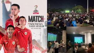 5-nobar-timnas-cilegon-serang.jpg