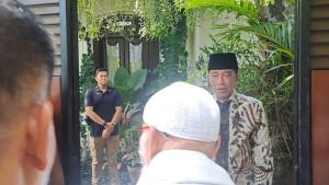 Abu-Bakar-Baasyir-melakukan-pertemuan-denga.jpg