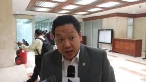 Anggota-DPR-Charles-Honoris-sebut-mbg-beracun-gratis.jpg
