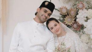Artis-Pevita-Pearce-menikah-dengan-Mirzan-Meer.jpg