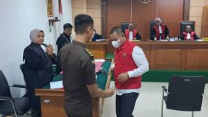 Bos-Pabrik-Pil-PCC-Beny-Setiawan-divonis-mati.jpg