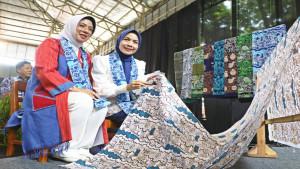 Bupati-Batik-Serang.jpg