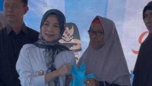 Bupati-Serang-Ratu-Zakiyah-sembako-akdguad.jpg