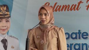 Bupati-Zakiyah-blusukan-ke-Desa-Cikedung.jpg