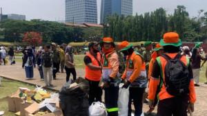 DLH-DKI-Jakarta-sampah-perayaan-HUT-TNI.jpg