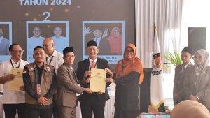 Foto-Terbaru-Pasangan-calon-nomor-urut-03-Isro-Miraj-dan-Nurrotul-Uyun.jpg