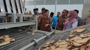 Foto-pabrik-pengolahan-umbi-porang-di-Desa-Mekarsari.jpg