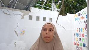 Hastuti-Nabila-seorang-guru-taman-kana.jpg