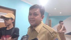 Kepala-Dindikbud-Kota-Tangerang-Selatan-saat-ditem.jpg