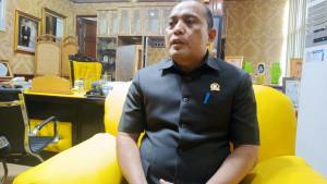 Ketua-DPRD-Kabupaten-Serang-Bahrul-Ulum-m.jpg