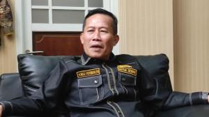 Ketua-DPRD-Kota-Serang-Muji-Rohman-saat-diwawancar-zdfsdf.jpg