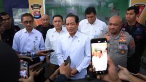 Menteri-LH-Hanif-Faisol-Radioaktif-cesium.jpg