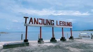 Pantai-Lalassa-Tanjung-Lesung.jpg