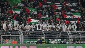 Para-penggemar-Celtic-dukung-Palestina.jpg