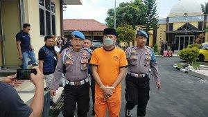 Polres-Lebak-menetapkan-Kepala-Desa-Kades-Tambakbaya.jpg